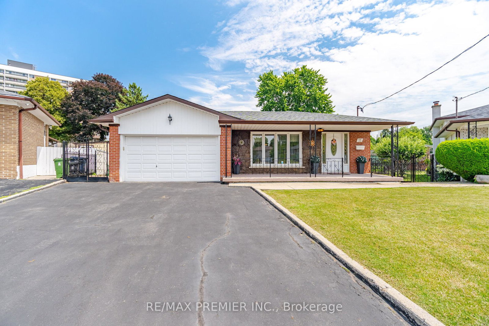 11-kinnie-court-toronto-york-ontario-w13537208