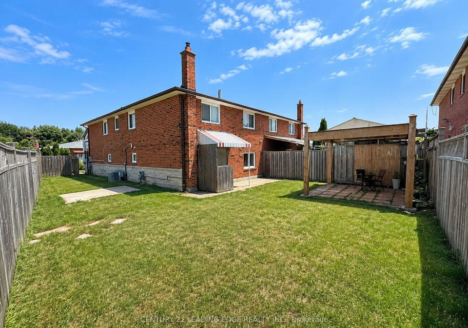 18-clubhouse-court-toronto-york-ontario-w13537254