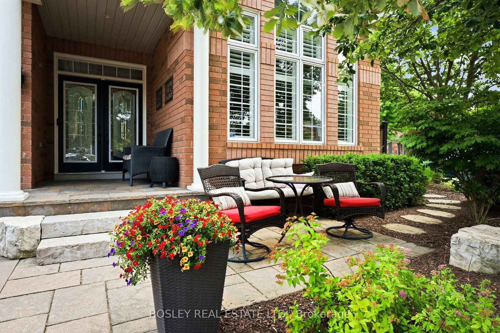 2160-highcliffe-way-oakville-ontario-w13537554
