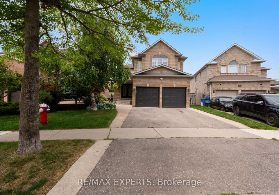 214-waterbury-street-caledon-ontario-w13537568