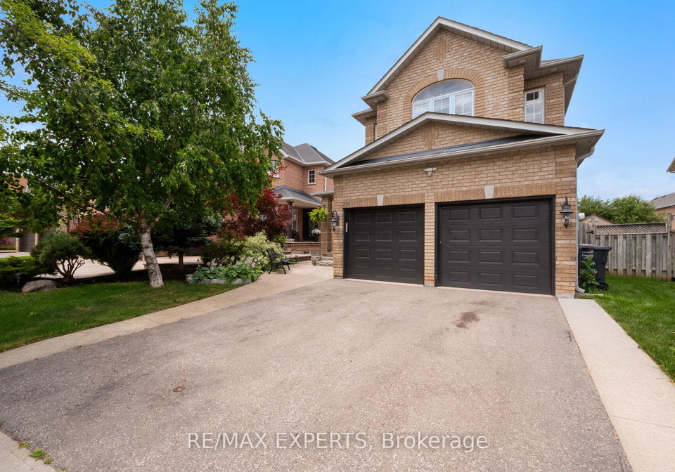 214-waterbury-street-caledon-ontario-w13537568