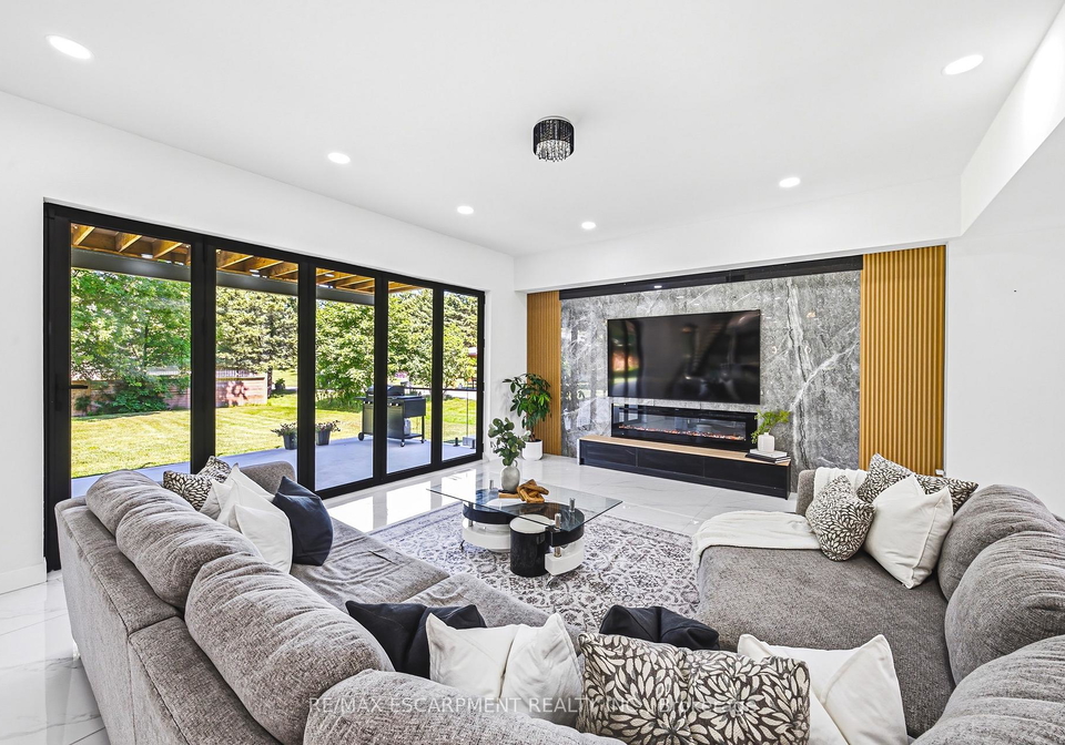 4511-guelph-line-burlington-ontario-w13537578