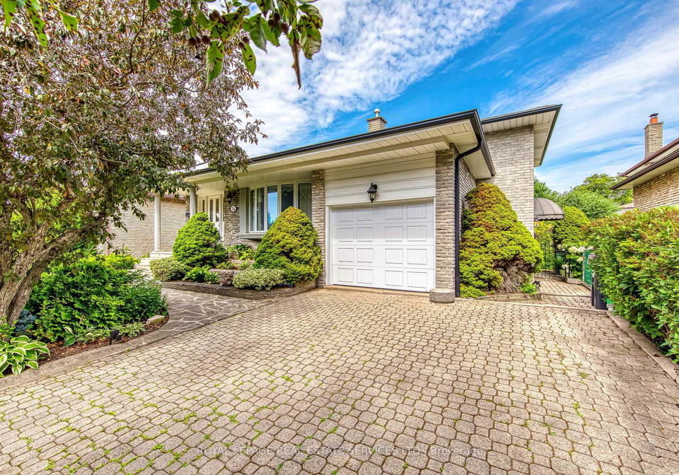 14-governor-grove-crescent-brampton-ontario-w13537652