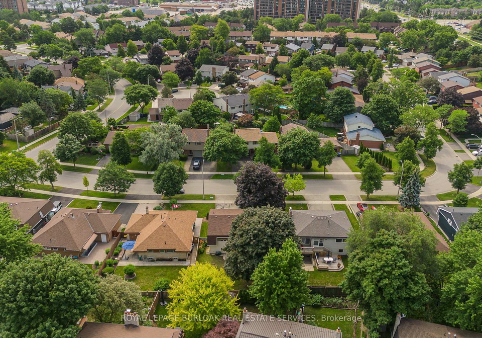 2915-saint-malo-circle-mississauga-ontario-w13537680