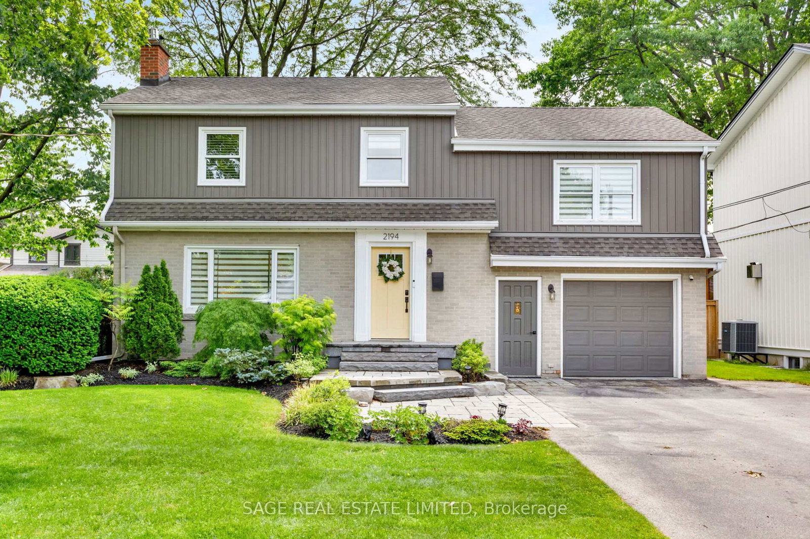 2194-yorkshire-crescent-burlington-ontario-w13537734