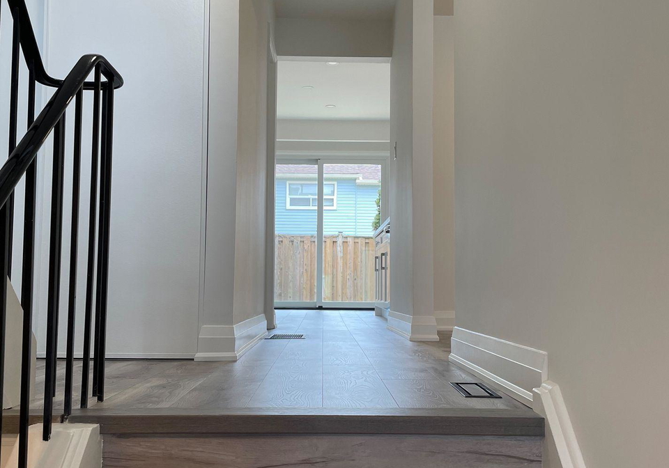 1055-shawnmarr-road-mississauga-ontario-w13537938