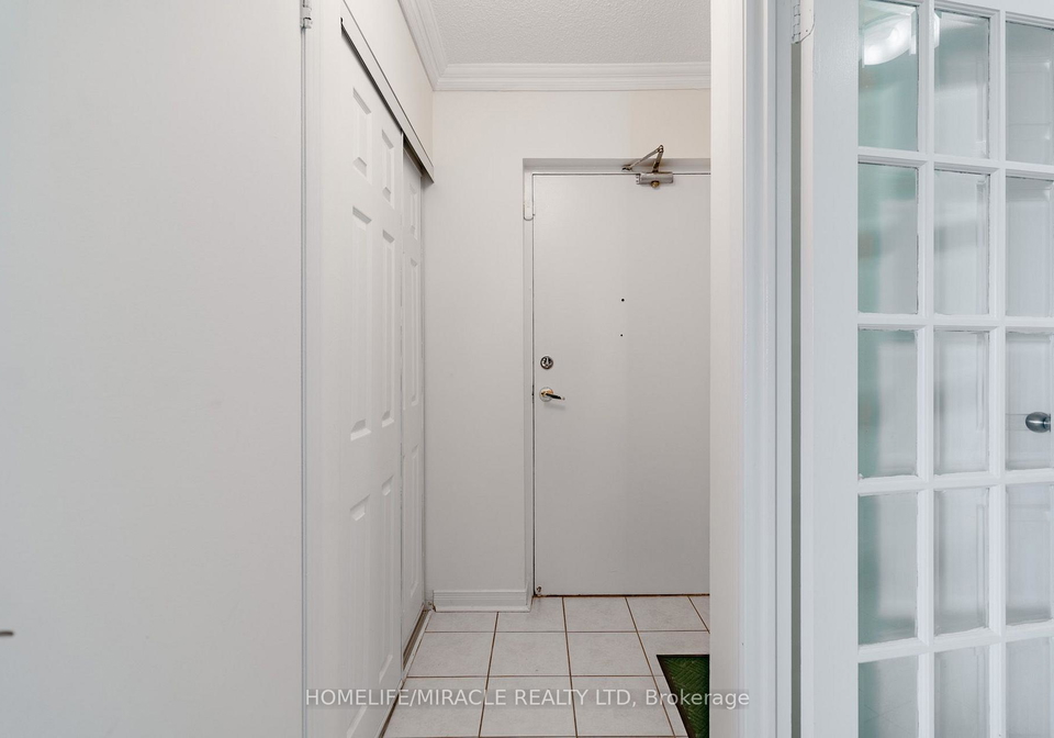 3025-queen-frederica-drive-mississauga-ontario-w13538024