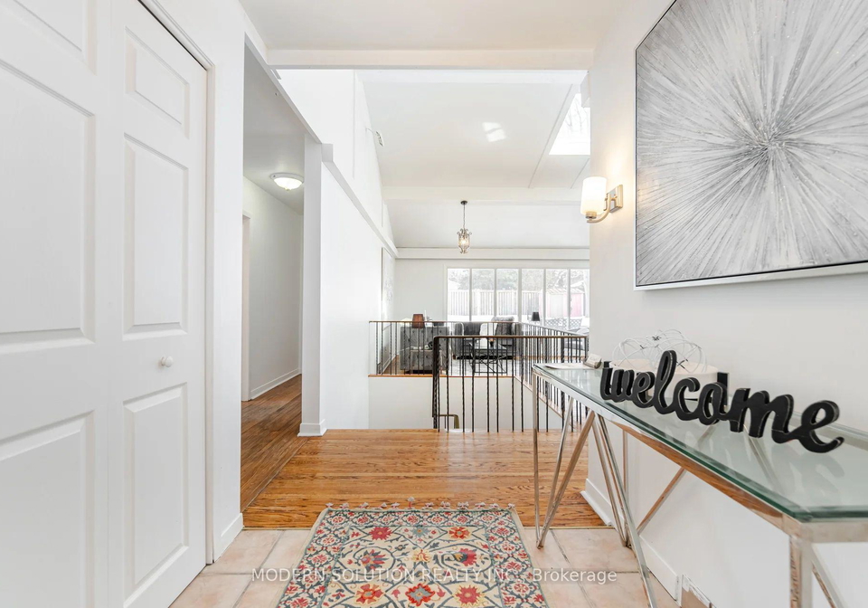 2557-mindemoya-road-mississauga-ontario-w13538074