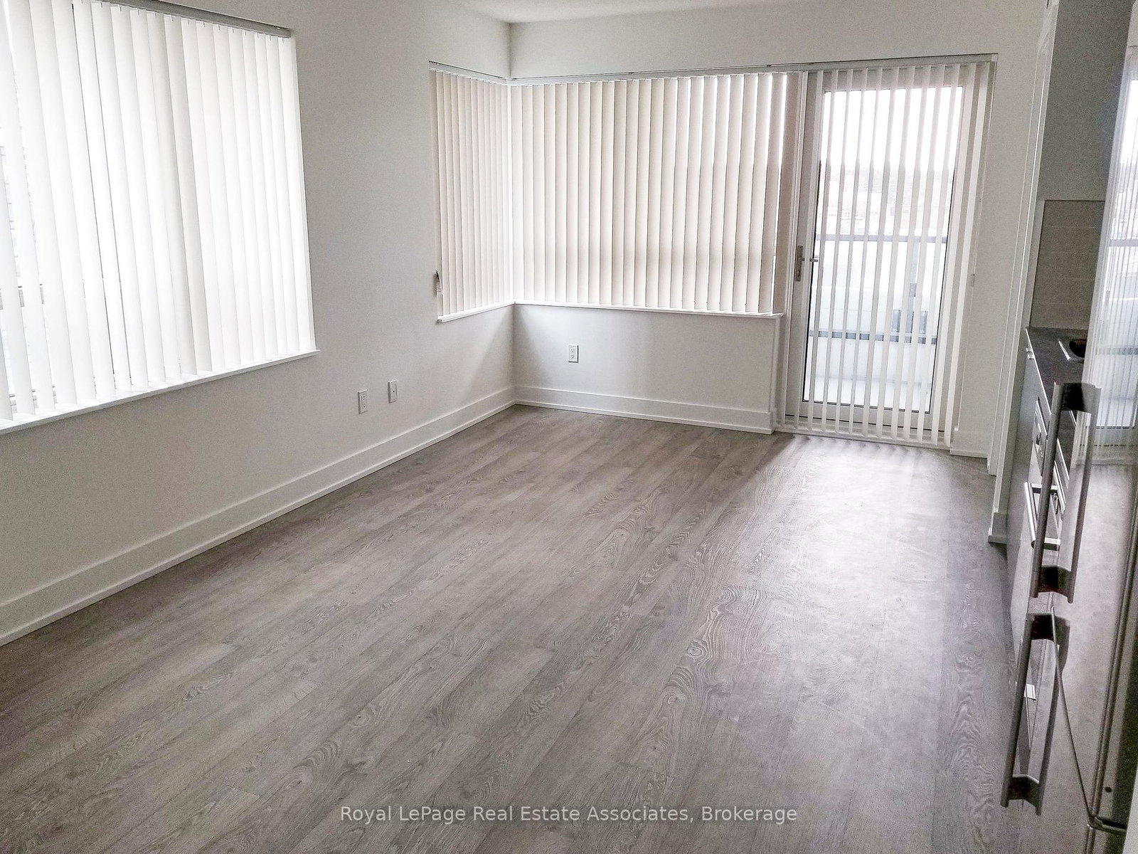 7-mabelle-avenue-toronto-etobicoke-ontario-w13538100