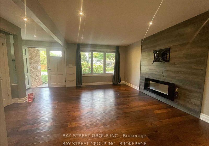 2131-sunnyvale-drive-oakville-ontario-w13538110
