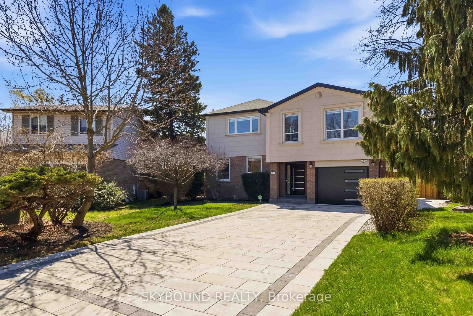 2711-spruce-needle-court-mississauga-ontario-w13538112