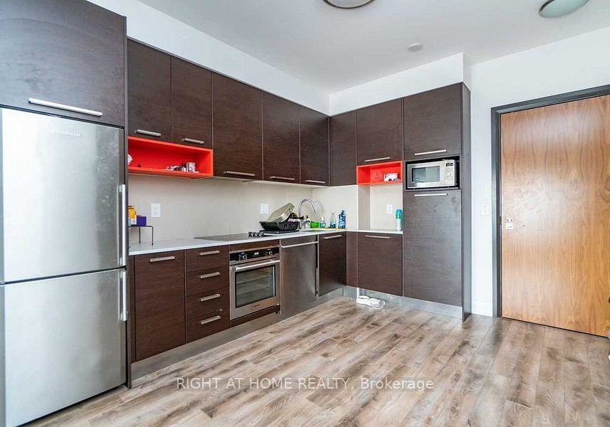 36-park-lawn-road-toronto-etobicoke-ontario-w13538204
