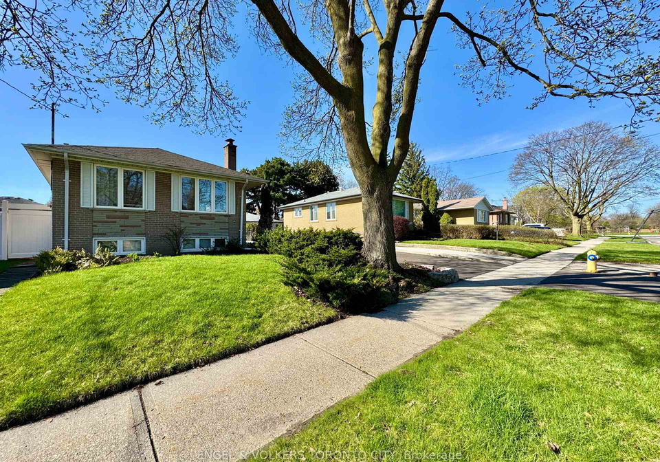 41-paragon-road-toronto-etobicoke-ontario-w13538436