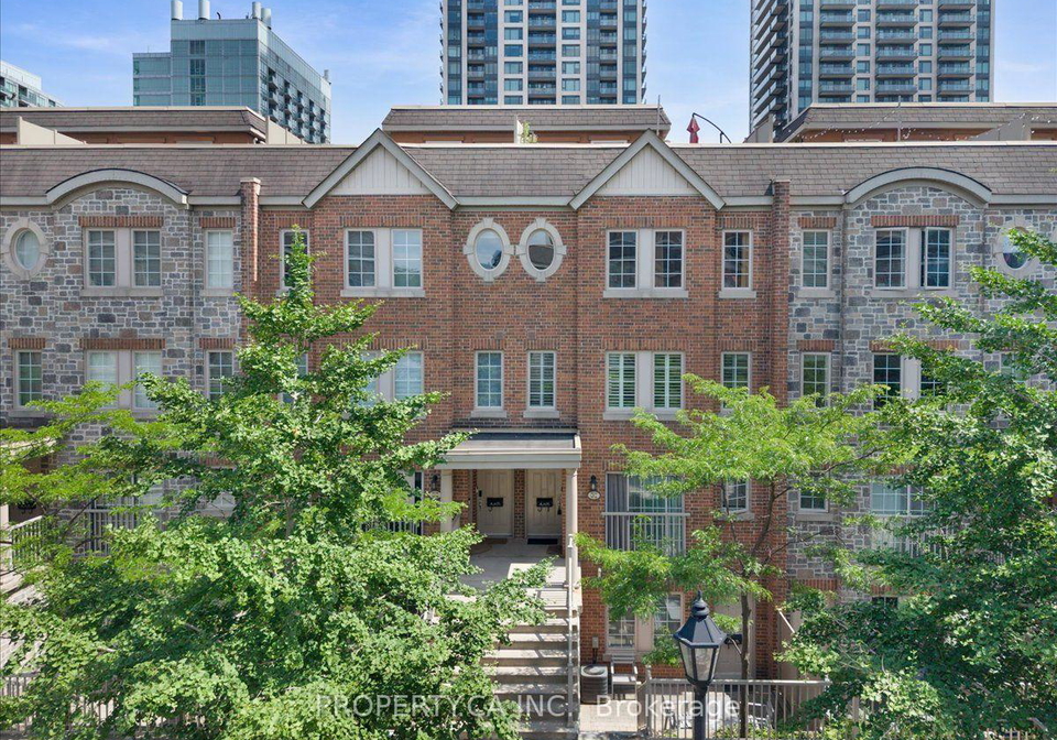 9-windermere-avenue-toronto-toronto-ontario-w13538614