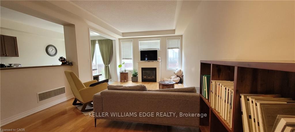 2019-trawden-way-oakville-ontario-w13538634