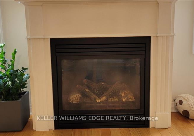 2019-trawden-way-oakville-ontario-w13538634