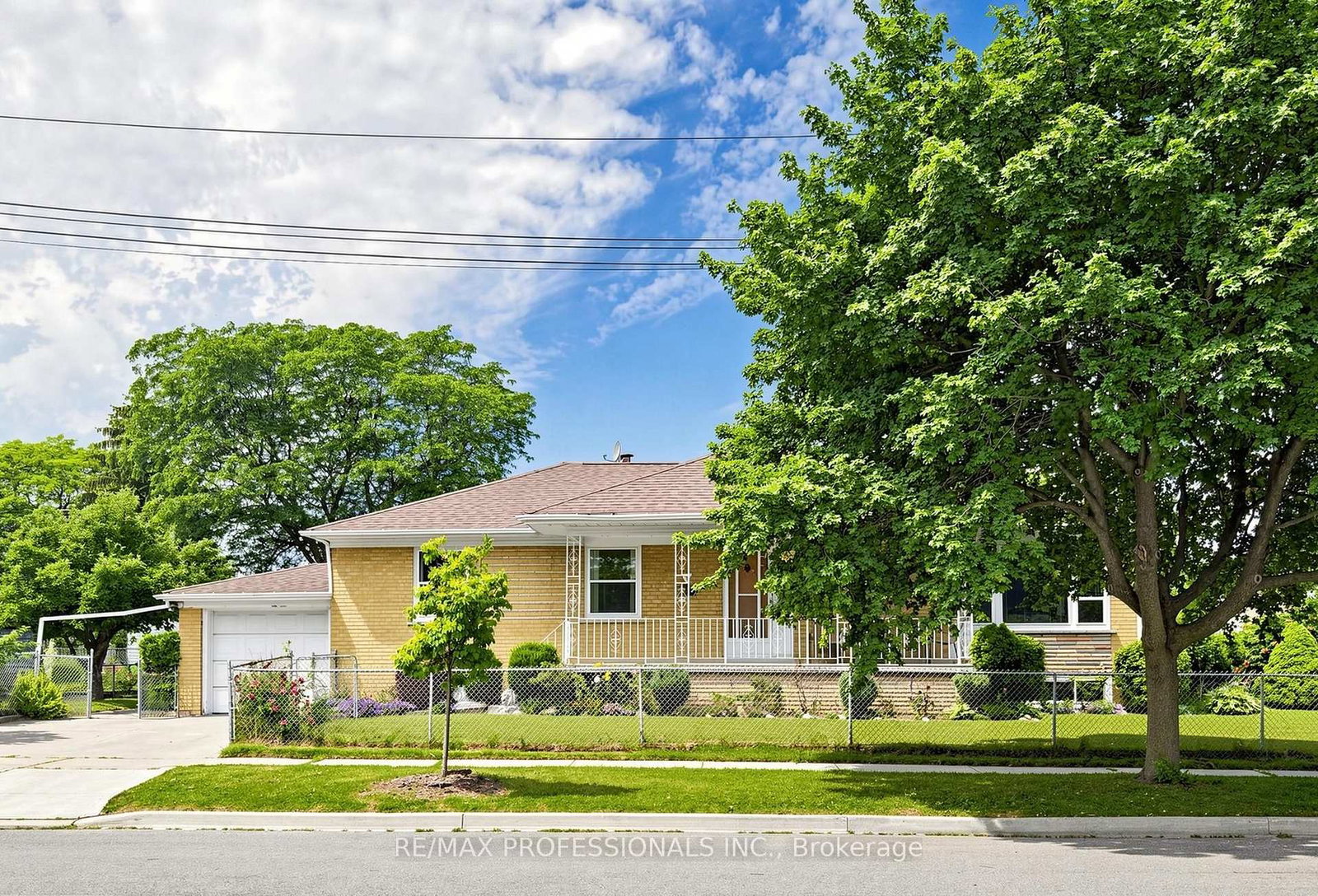 9-detling-court-toronto-etobicoke-ontario-w13538742
