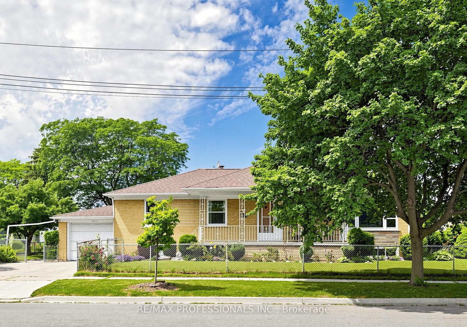 9-detling-court-toronto-etobicoke-ontario-w13538742