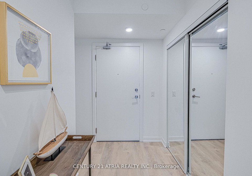 1100-sheppard-avenue-w-toronto-york-ontario-w13538882