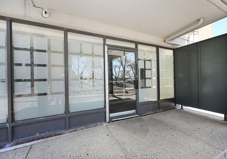 3065-queen-frederica-drive-mississauga-ontario-w13538902