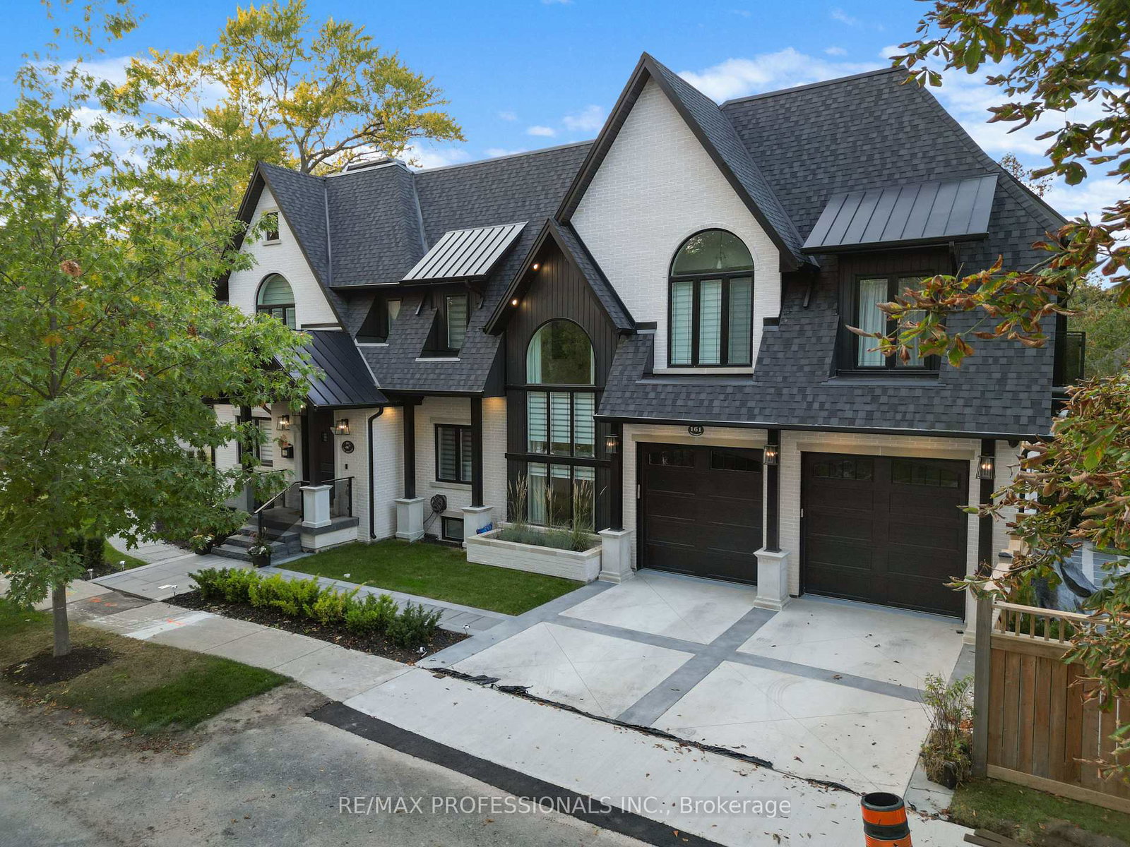 161-the-kingsway-toronto-etobicoke-ontario-w13539018