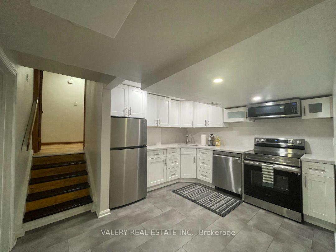 3-bondhead-place-toronto-etobicoke-ontario-w13539312