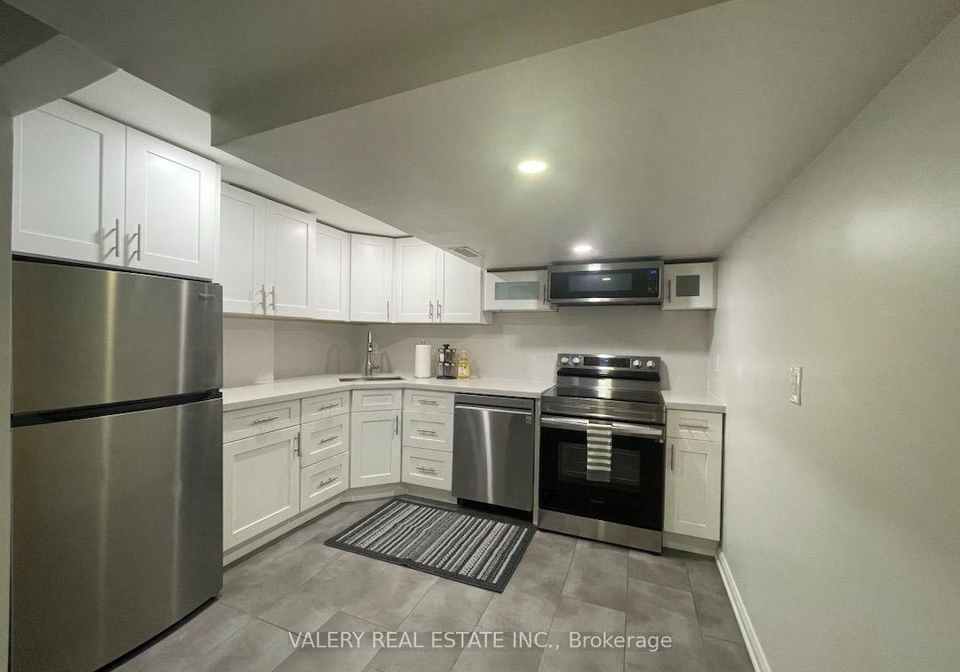 3-bondhead-place-toronto-etobicoke-ontario-w13539312