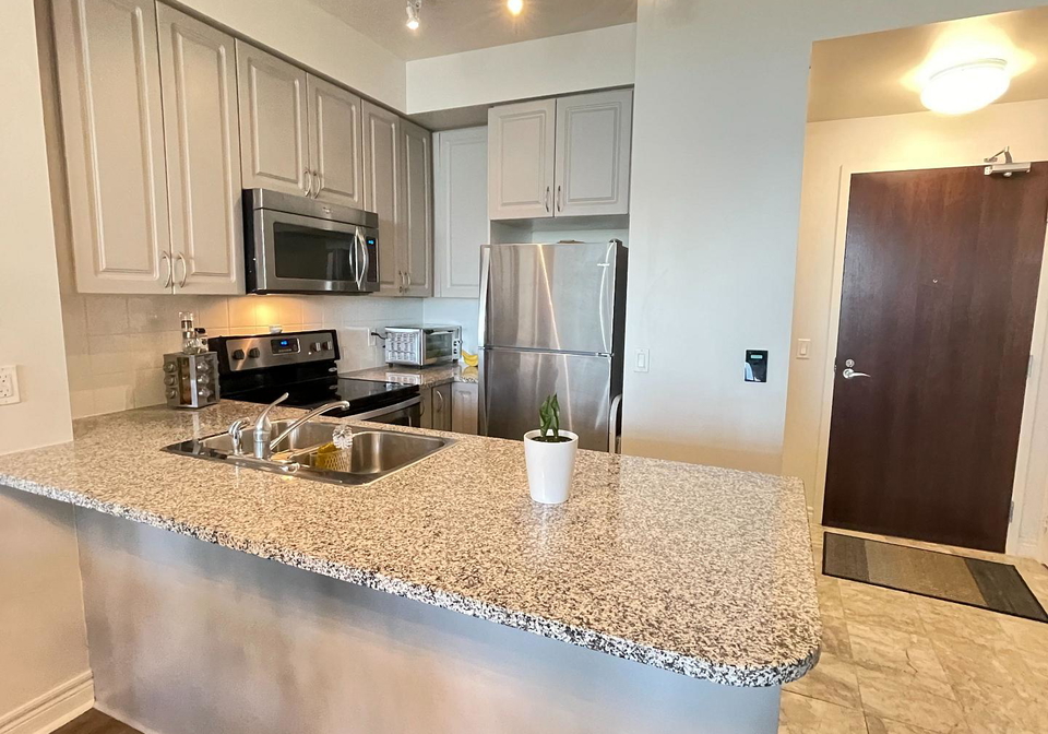 339-rathburn-road-w-mississauga-ontario-w13539396