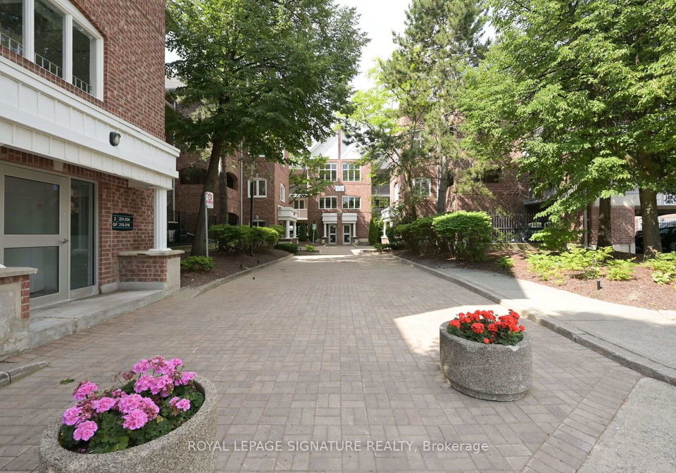 65-bristol-road-e-mississauga-ontario-w13539476