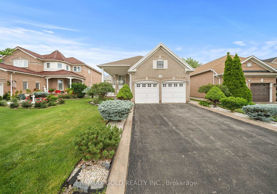 24-fletchers-creek-boulevard-brampton-ontario-w13539486