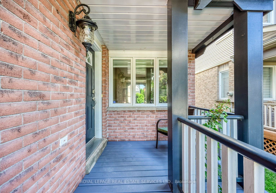 6121-leeside-crescent-mississauga-ontario-w13539570