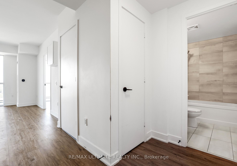 50-george-butchart-drive-toronto-york-ontario-w13539708