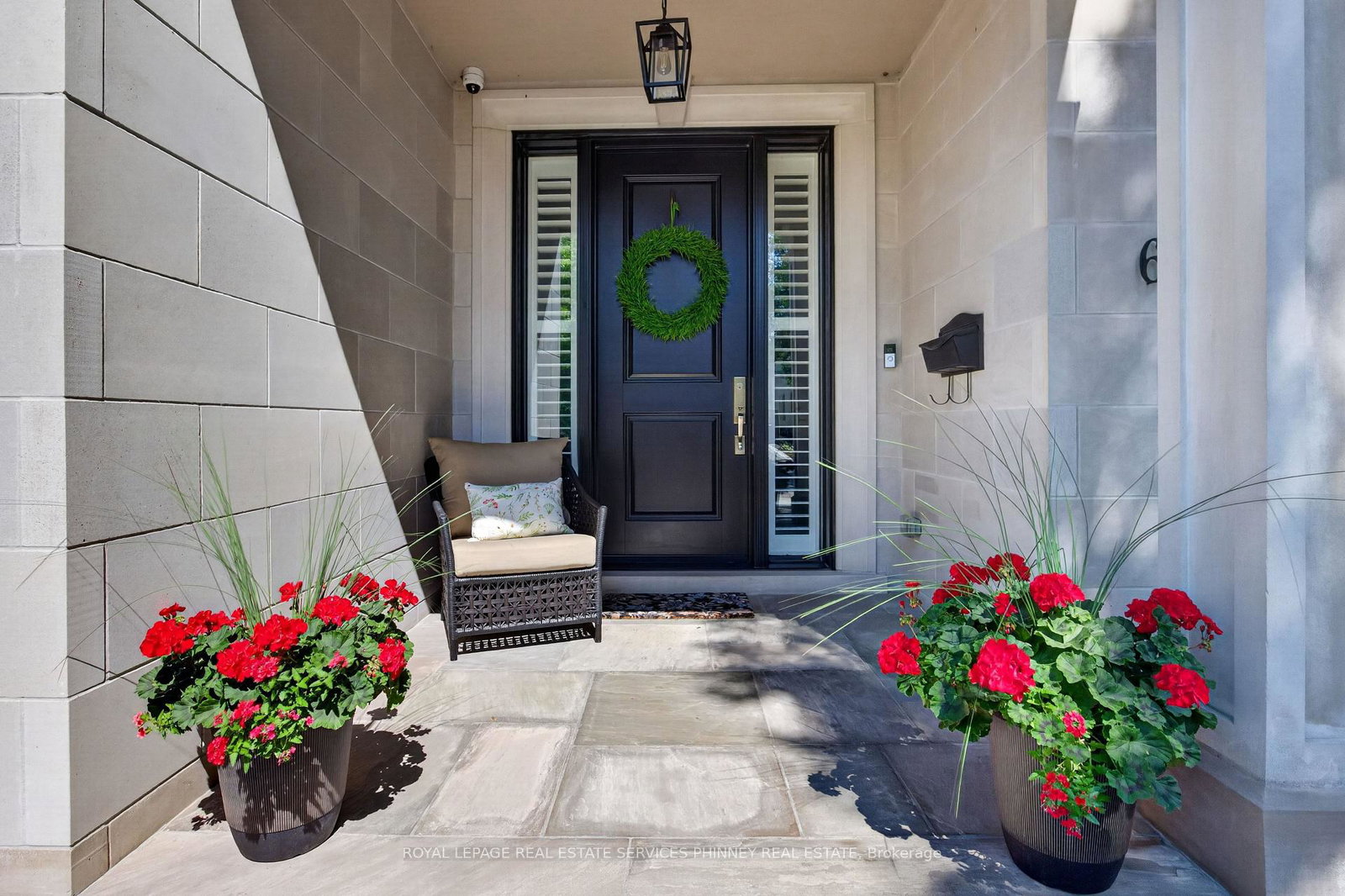 6-iroquois-avenue-mississauga-ontario-w13539920