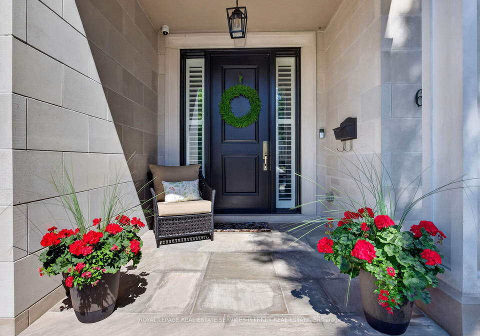 6-iroquois-avenue-mississauga-ontario-w13539920