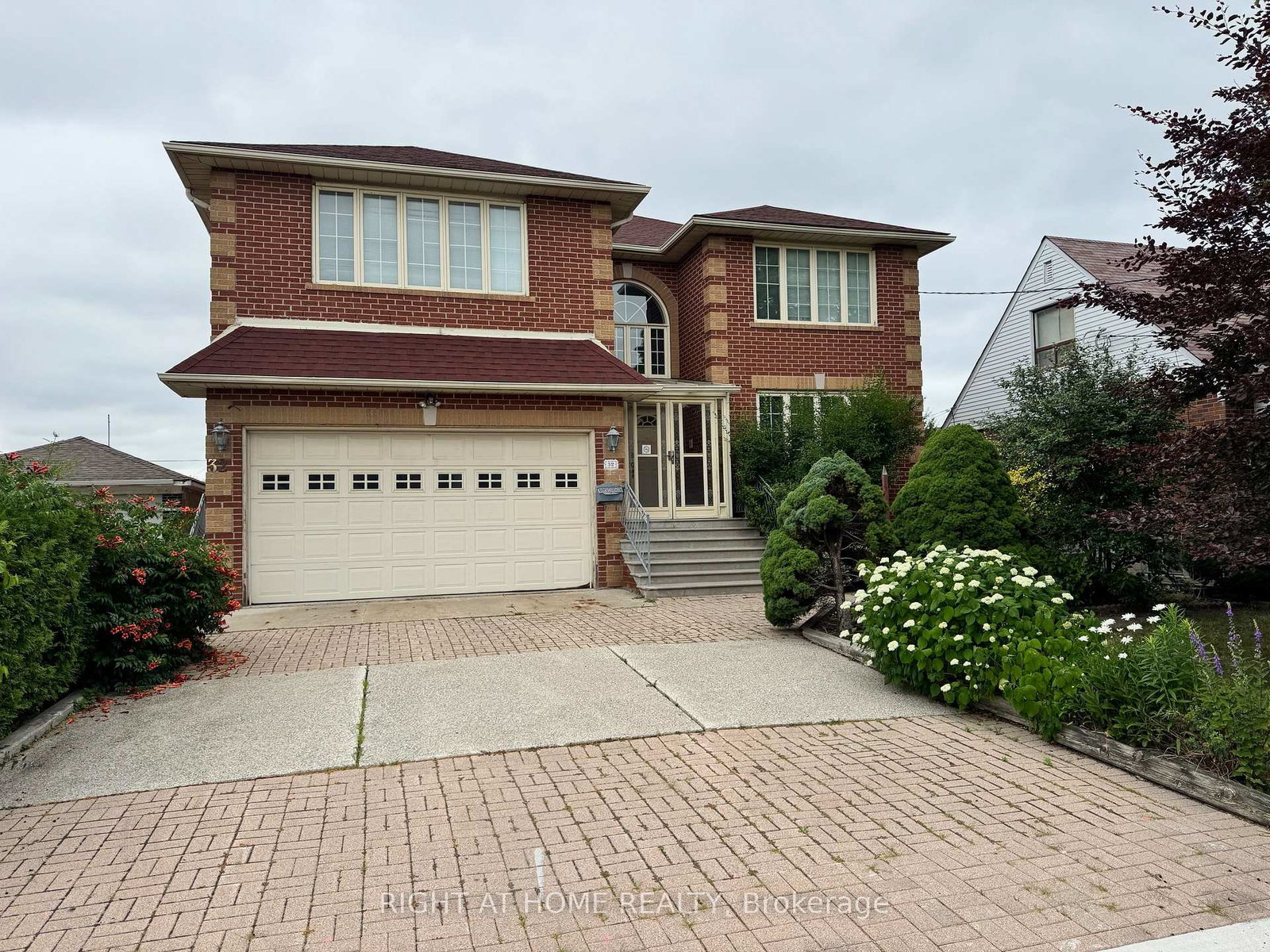32-creston-road-toronto-north-york-ontario-w13540216
