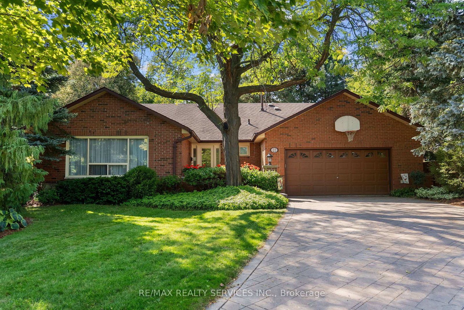 22-oldham-crescent-brampton-ontario-w13540442