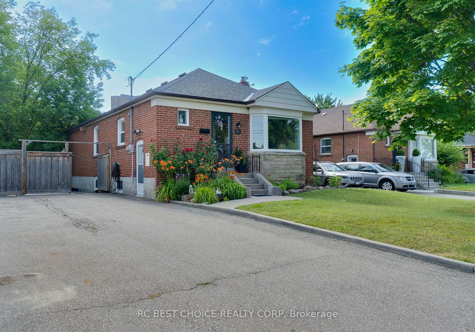 45-mayall-avenue-toronto-york-ontario-w13540450