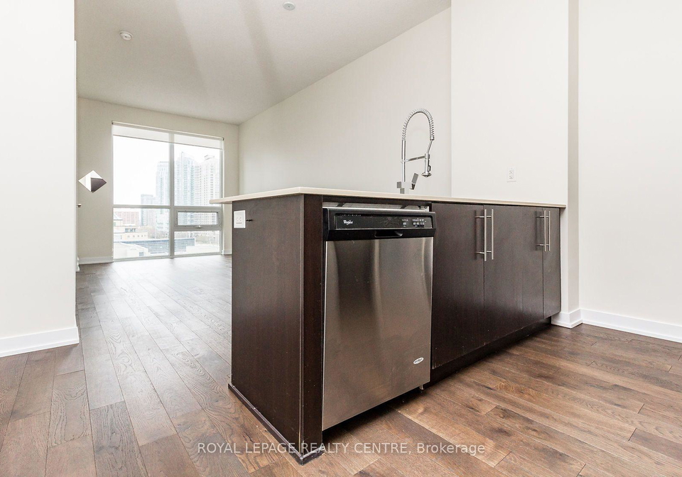 510-curran-place-mississauga-ontario-w13541062