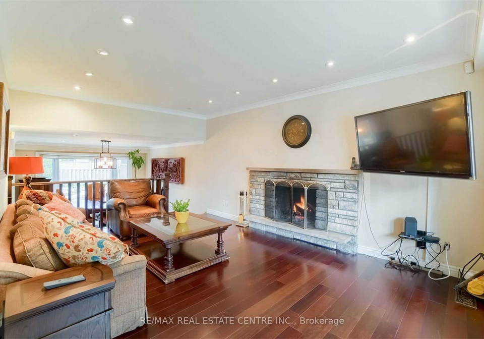 41-clearside-place-toronto-etobicoke-ontario-w13541134