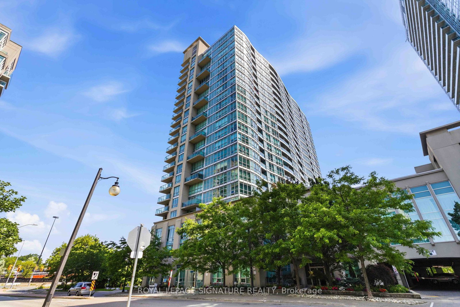 185-legion-road-n-toronto-etobicoke-ontario-w13541144