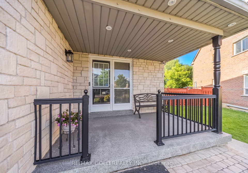 74-avalanche-crescent-brampton-ontario-w13541268