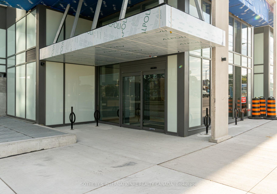 1195-the-queensway-avenue-toronto-etobicoke-ontario-w13541326
