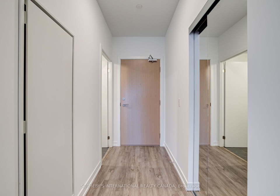 1195-the-queensway-avenue-toronto-etobicoke-ontario-w13541326