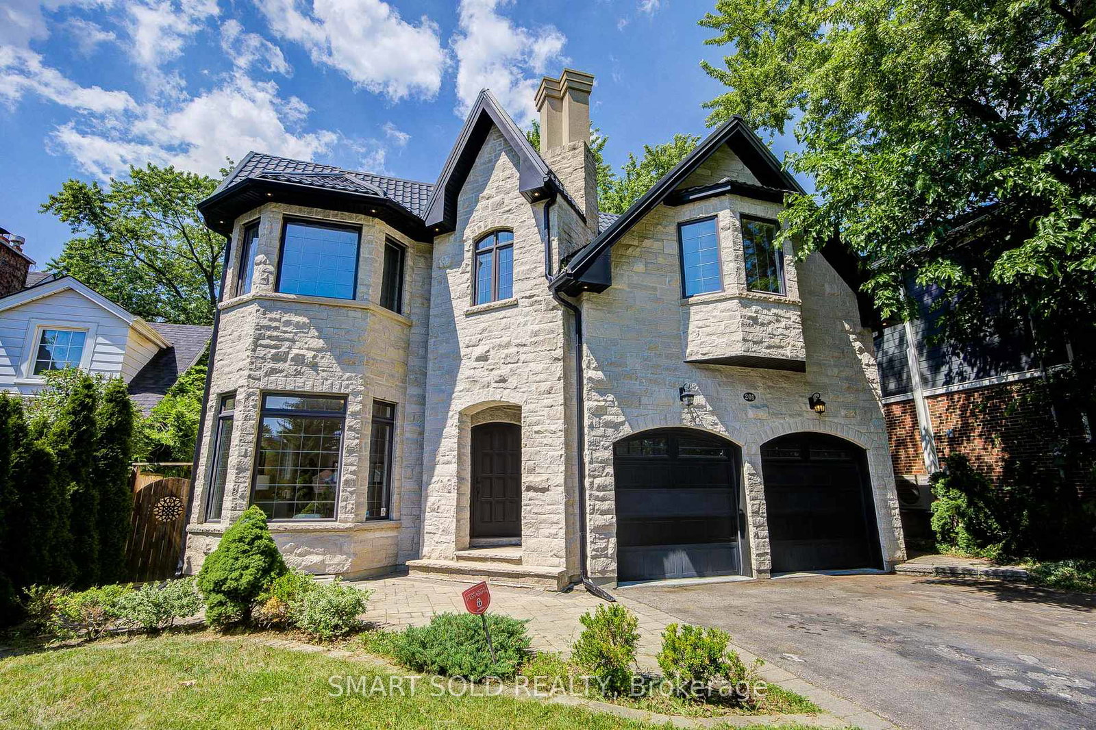 201-burnhamthorpe-road-toronto-etobicoke-ontario-w13541500