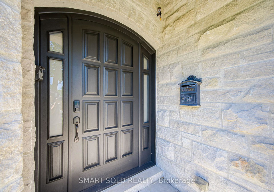 201-burnhamthorpe-road-toronto-etobicoke-ontario-w13541500