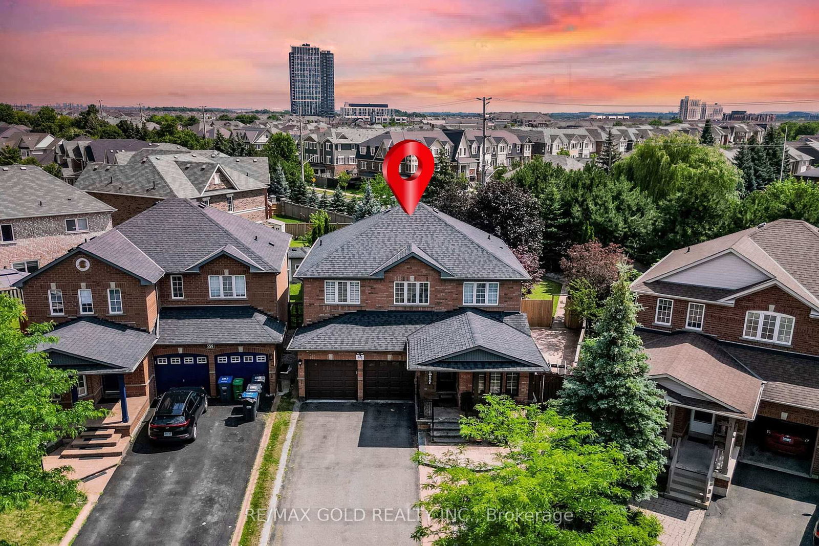 60-four-seasons-circle-brampton-ontario-w13541792