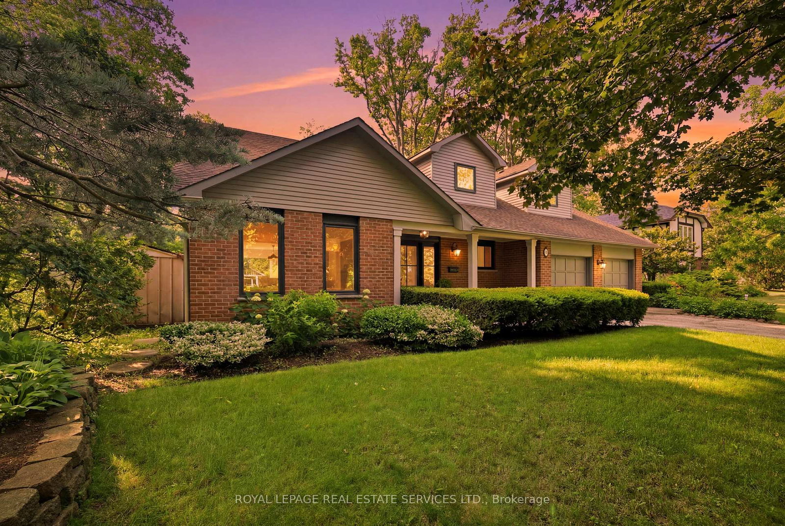 11-regency-court-oakville-ontario-w13541856