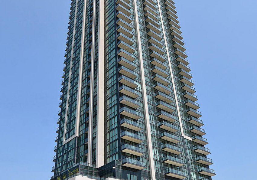 3975-grand-park-drive-mississauga-ontario-w13542106