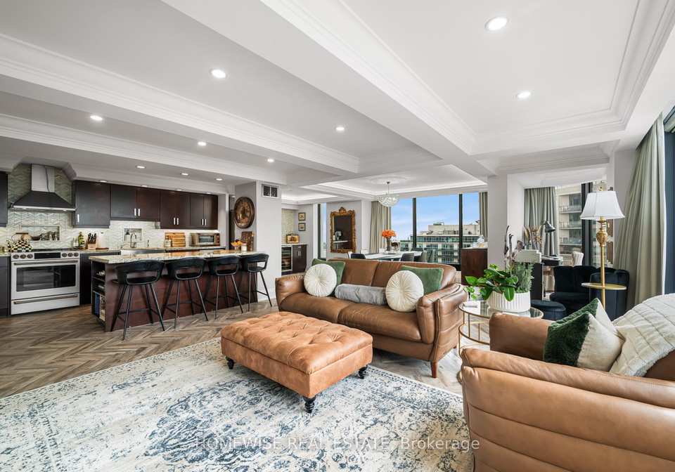 2045-lakeshore-boulevard-w-toronto-etobicoke-ontario-w13542118