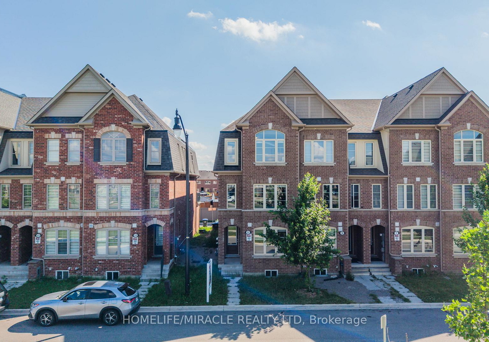 11-finegan-circle-brampton-ontario-w13542276